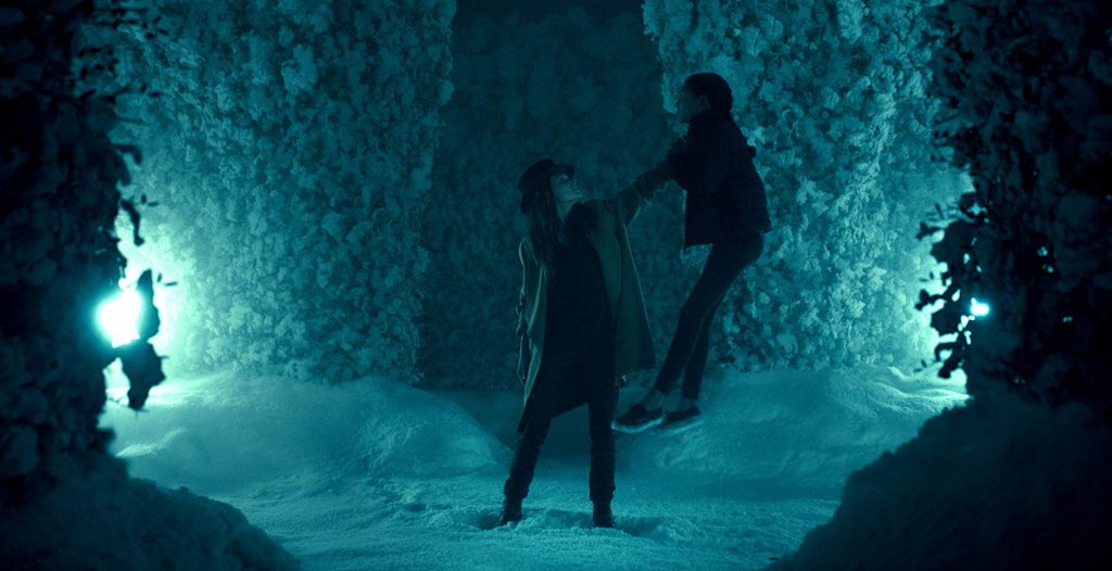 Rose the Hat (Rebecca Ferguson) traps Abra (Kyliegh Curran) in Mike Flanagan's 'Doctor Sleep' (Courtesy: Warner Bros.)